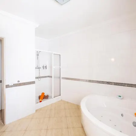 Villa Cinema By Algarve Vacation *